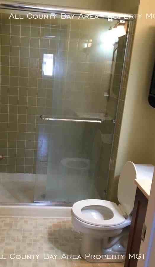 14197 Doolittle Dr - Photo 2 of 21