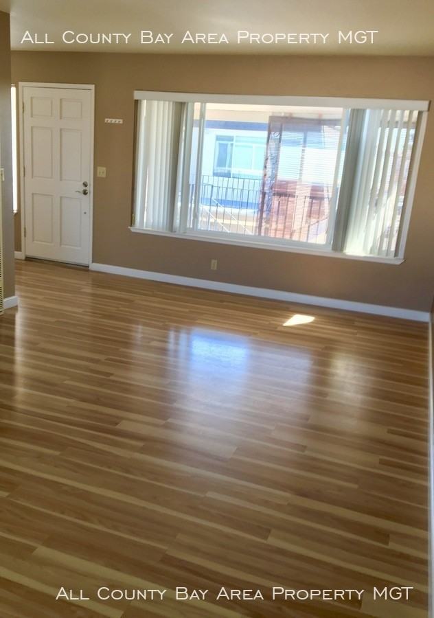 14197 Doolittle Dr - Photo 3 of 21