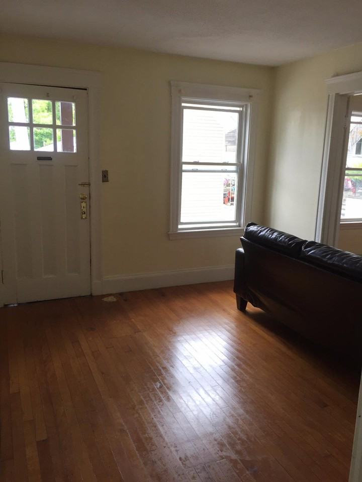 2 Vining Court #1 - Photo 2 of 5