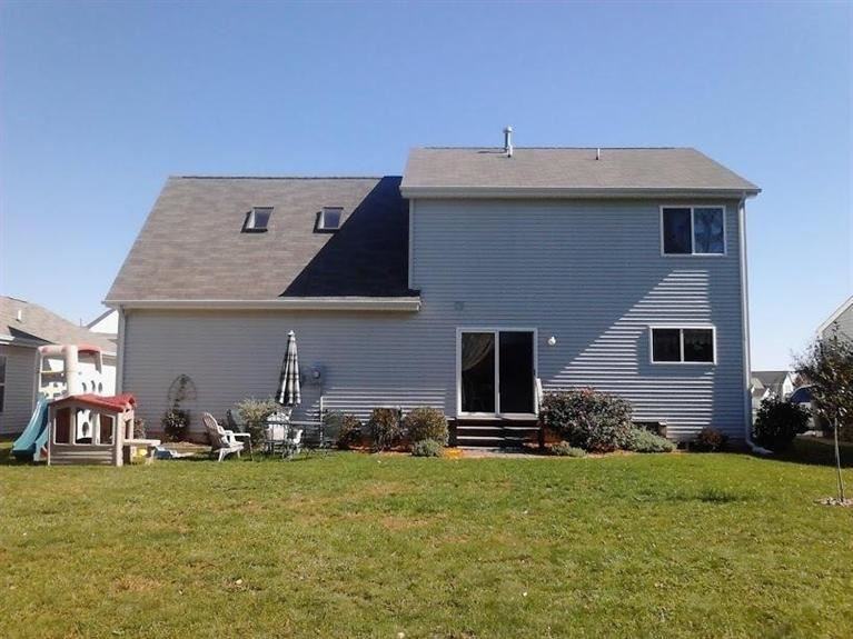 1652 Byfield Pkwy - Photo 2 of 12