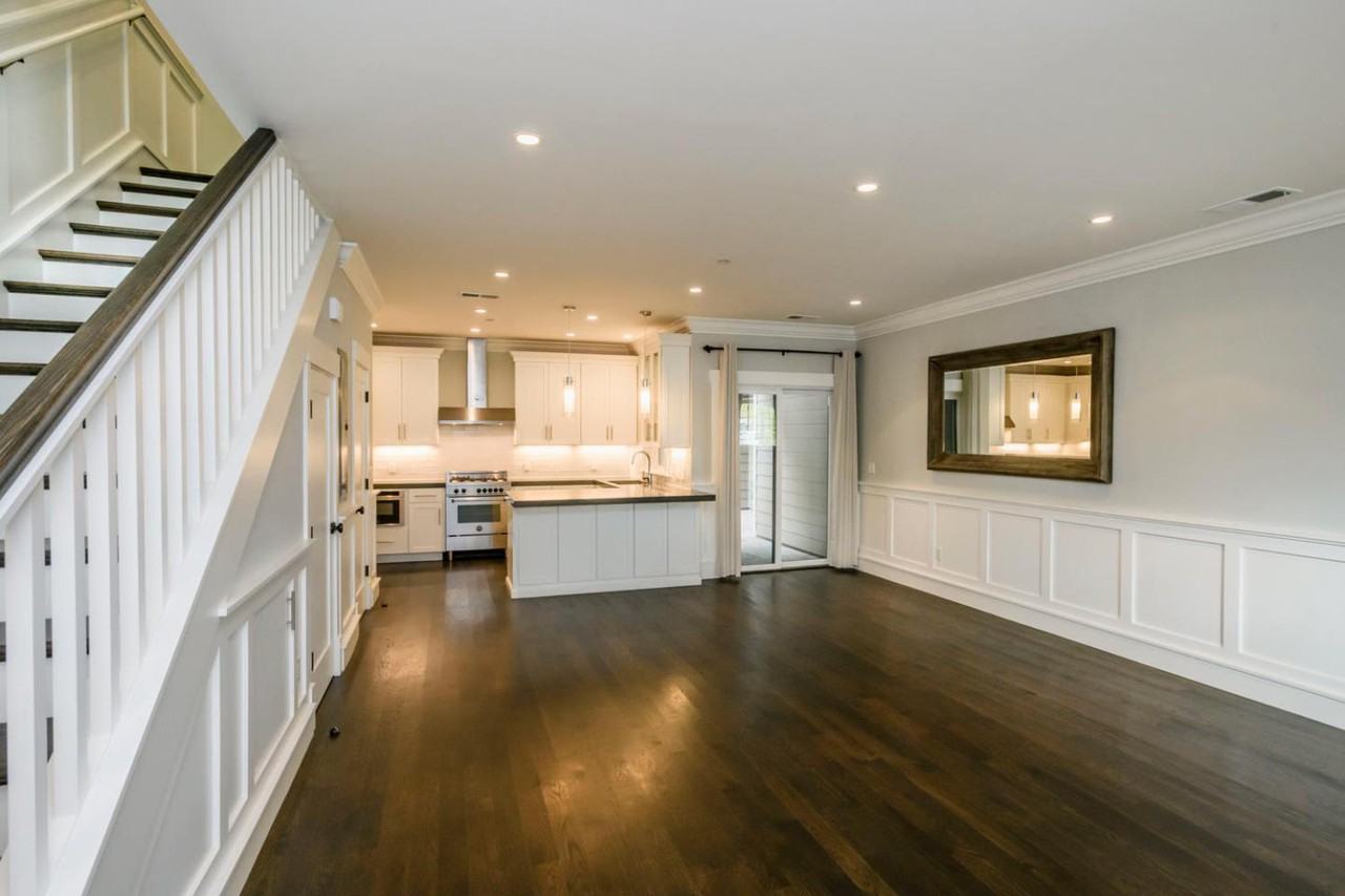 904 Bayswater Ave - Photo 2 of 18