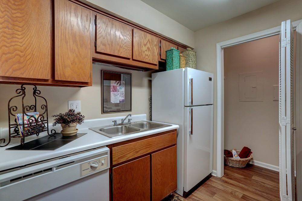 221 Plus Park Boulevard - Photo 2 of 17