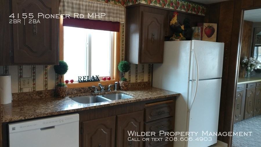 4155 Pioneer Rd - Photo 2 of 21