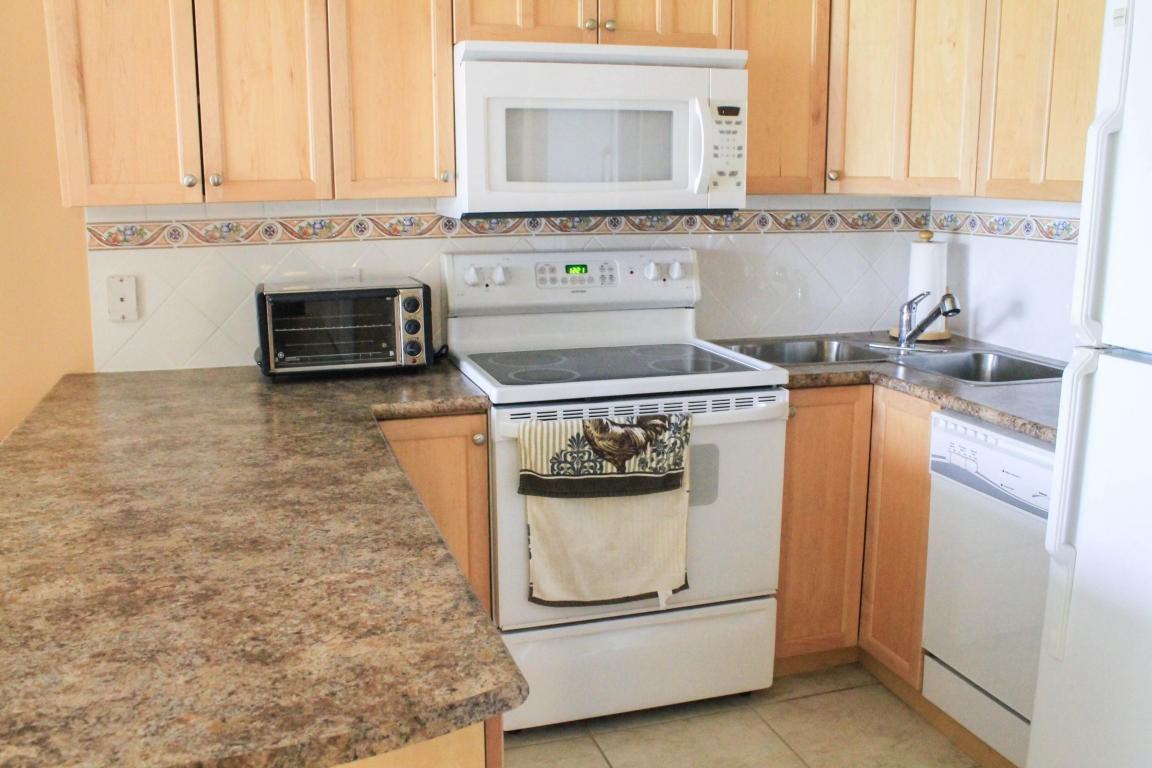 2400 S Ocean Dr #911