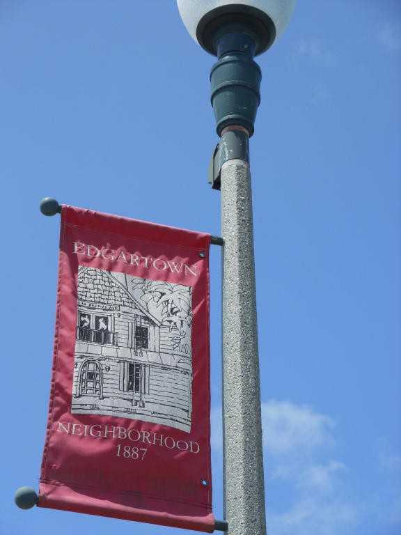 122 N 2nd St #A - Photo 2 of 34