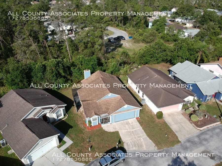 10834 Claymont Dr - Photo 2 of 22