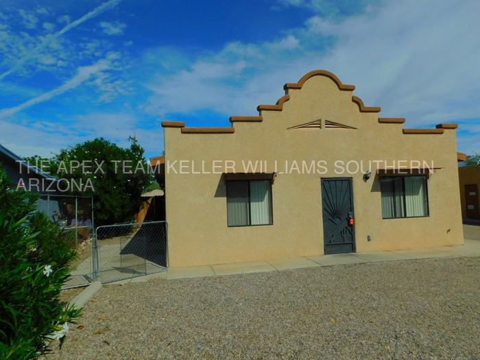1412 W St Clair St - Photo 2 of 17