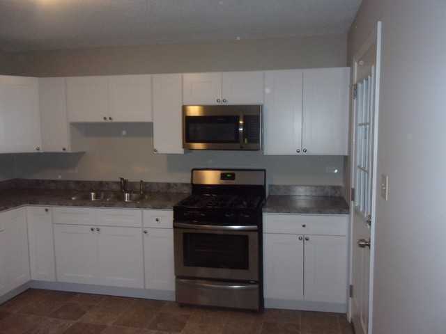 3500 Carpenter St - Photo 2 of 11