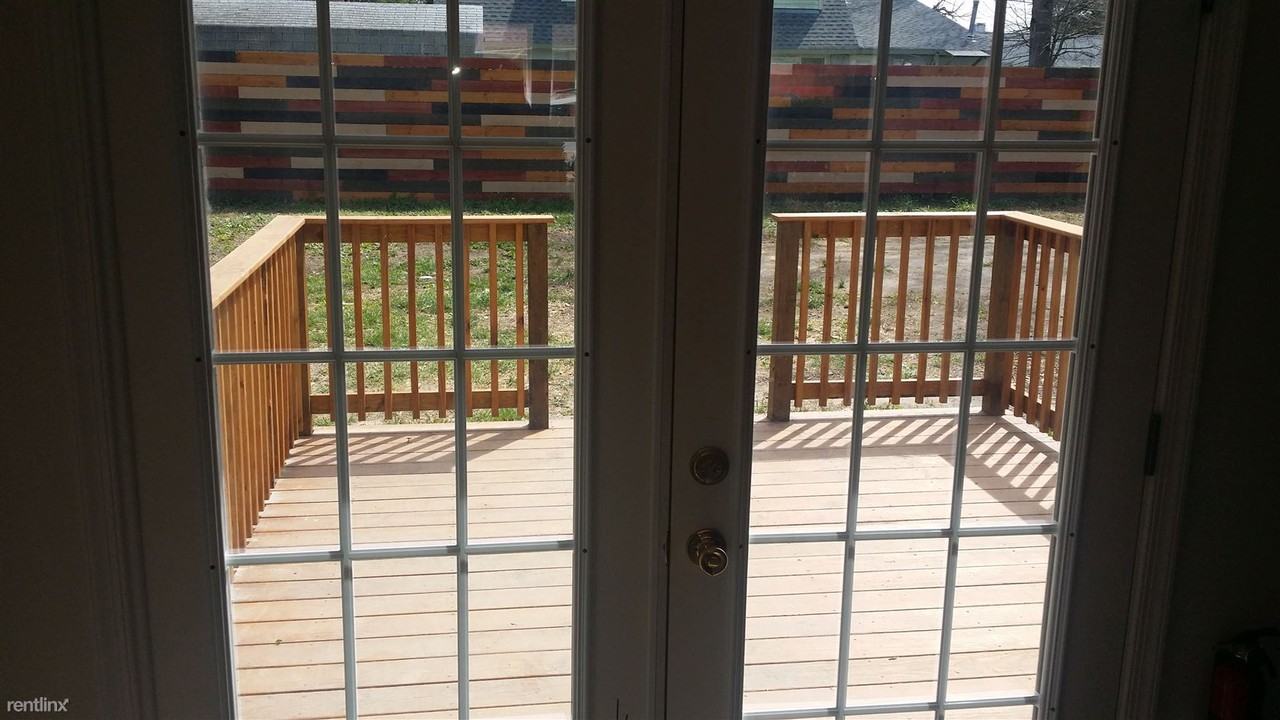 1719 Citadel Rd - Photo 3 of 7