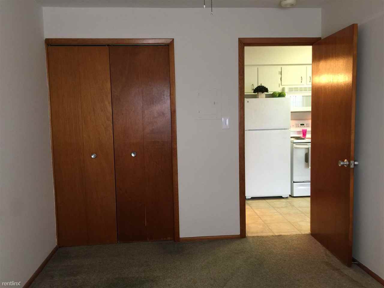 Elana Manor - Photo 2 of 11