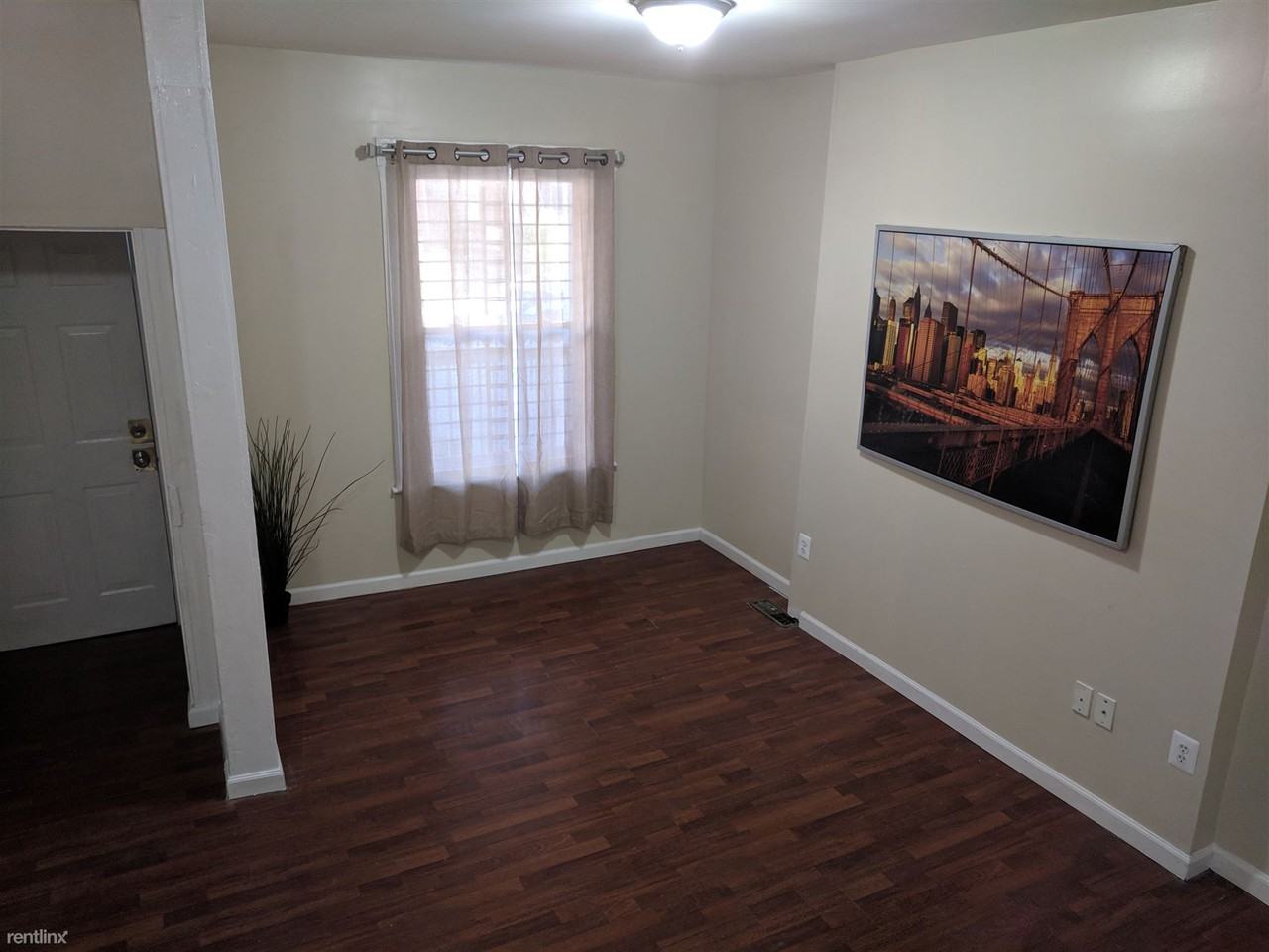 613 Dumbarton Ave - Photo 3 of 12