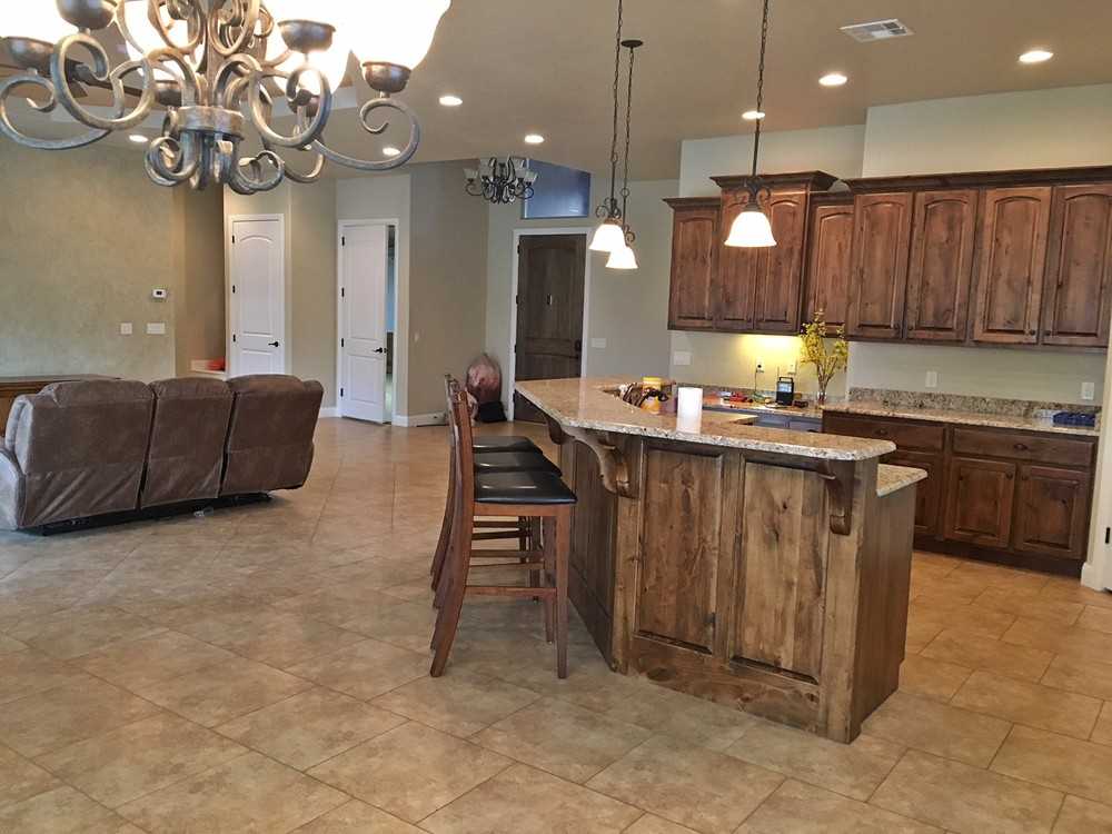 2468 S 4010 W - Photo 3 of 23