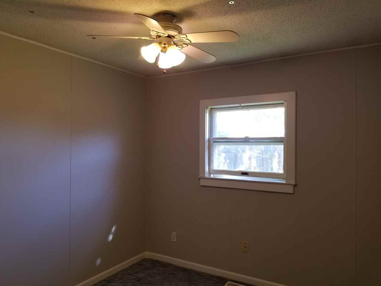 4066 Nottingham Dr - Photo 2 of 7