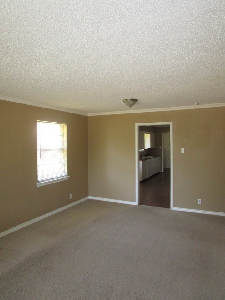 5528 Rocky Ridge Rd - Photo 2 of 11