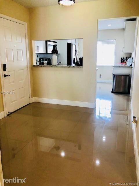 1712 SW 116th Way - Photo 3 of 12