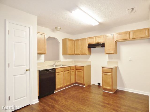 8446 McGirts Village Ln - Photo 3 of 11