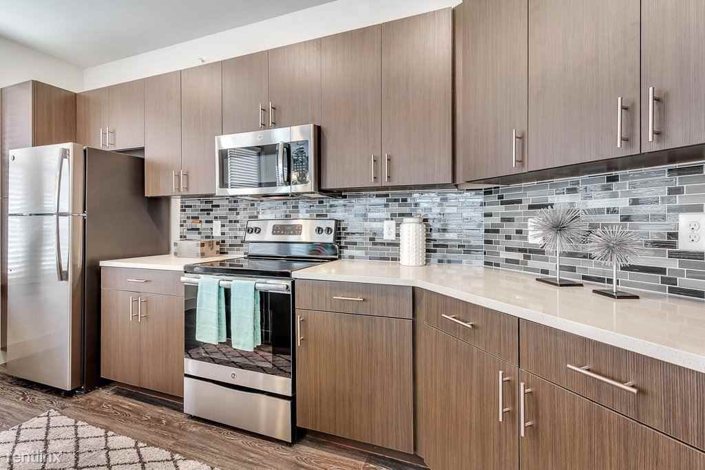 2406 Sunset Blvd - Photo 3 of 14