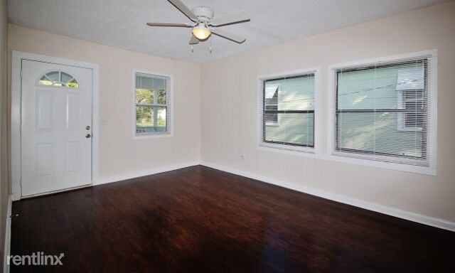 941 Huron St - Photo 2 of 10