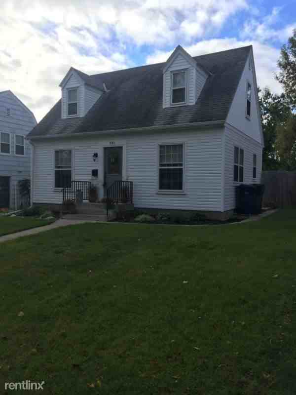 931 W Cavour Ave - Photo 2 of 5