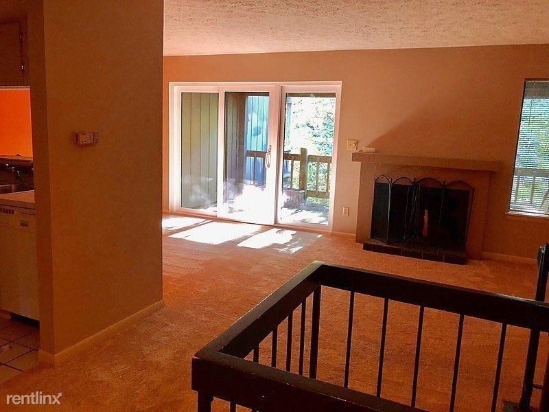 9014 S Pointe Ridge Ln - Photo 2 of 8