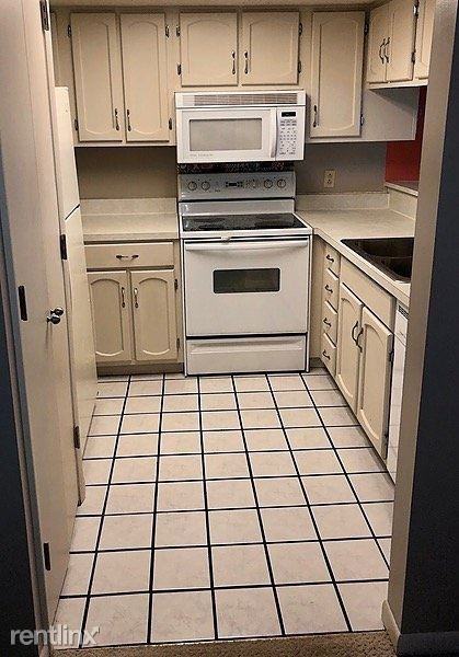 9014 S Pointe Ridge Ln - Photo 3 of 8