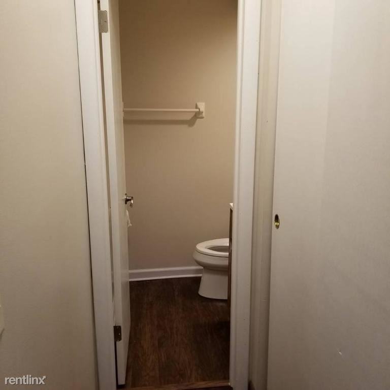 1896 Willoway Cir S - Photo 3 of 8