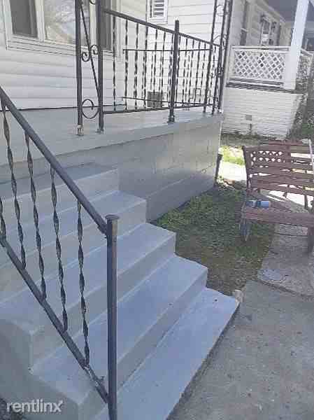 4878 Anderson Ave - Photo 2 of 6