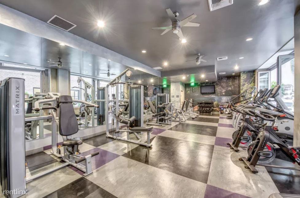 5888 Westheimer Rd - Photo 3 of 8