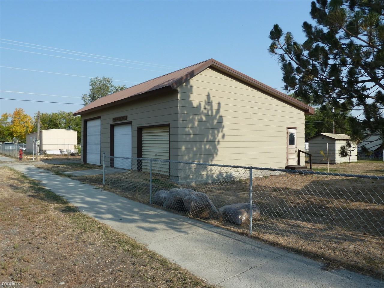 122 W Front St - Photo 3 of 3