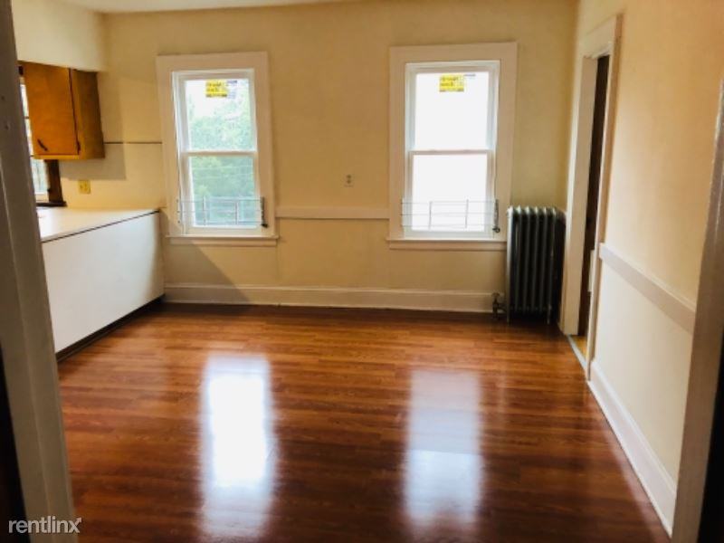 143 Tremont St - Photo 3 of 12