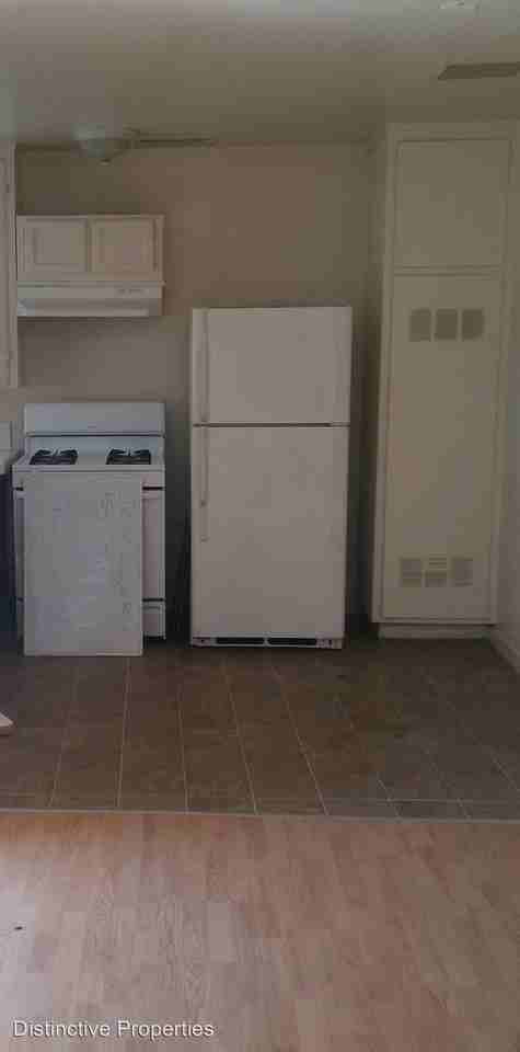 316 S Chester Ave - Photo 2 of 6