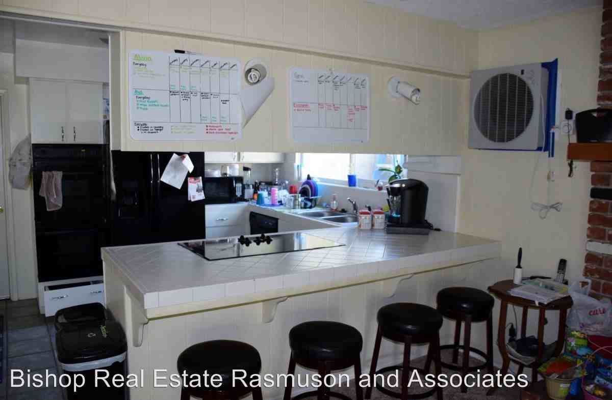 101 Terrace Dr - Photo 2 of 6