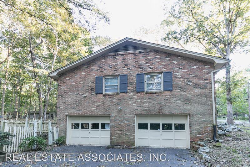 4616 Stillview Dr - Photo 2 of 17