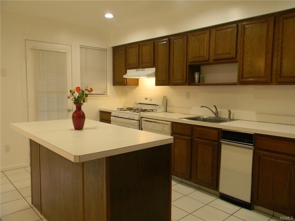 56 Milford Ln - Photo 2 of 16