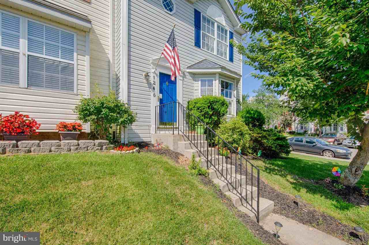 1246 Splashing Brook Dr - Photo 2 of 37