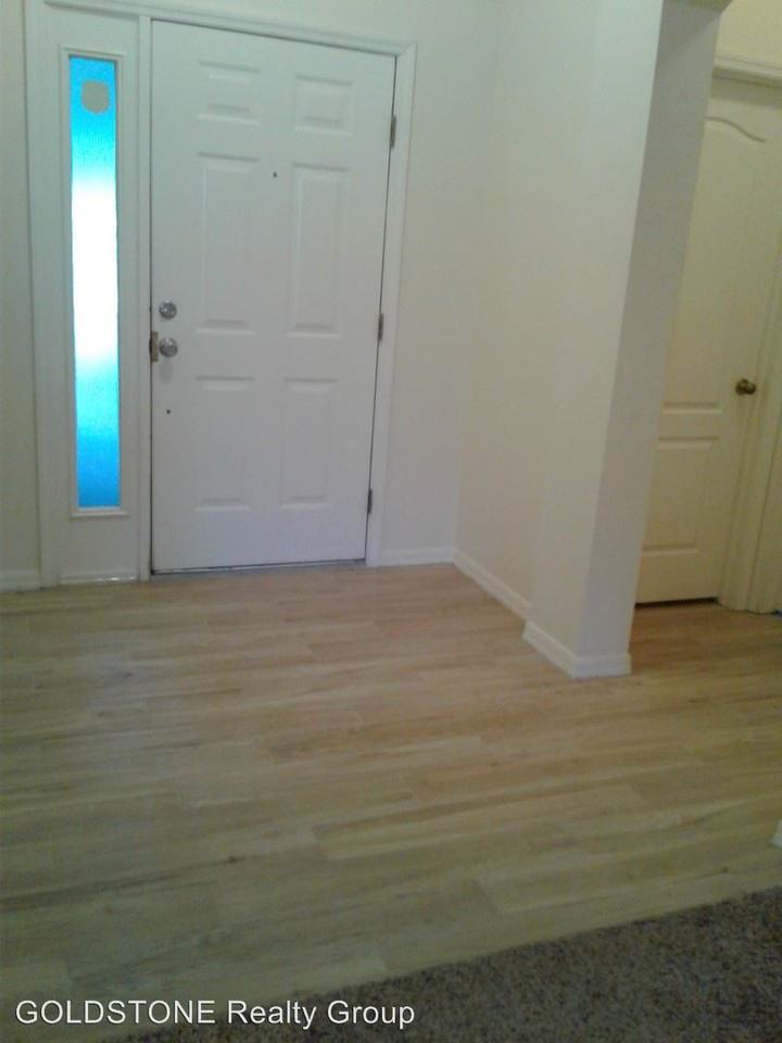 24435 Breezy Oak Ct - Photo 2 of 13