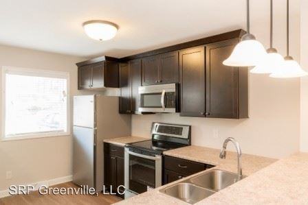 111 Becky Don Drive - Photo 2 of 13