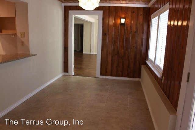2811 Whitewood Dr - Photo 2 of 16