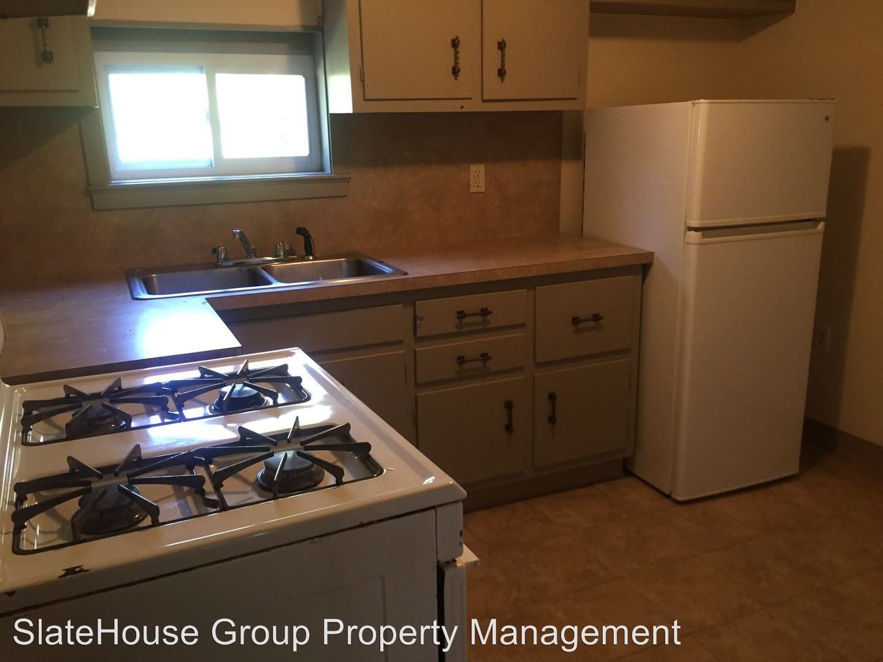 116 Pearl St - Photo 3 of 10