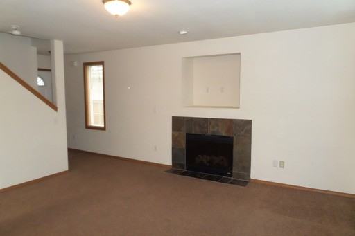 104 167th St E - Photo 2 of 21