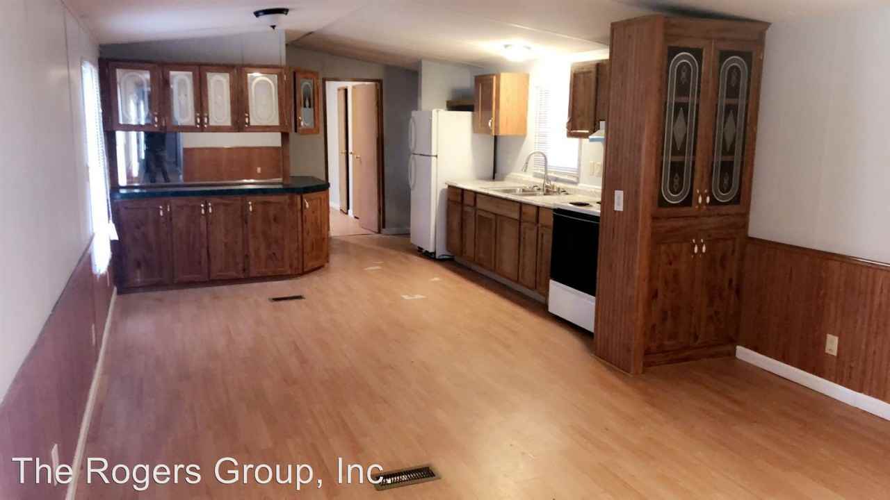 100 White Oak Dr - Photo 2 of 5