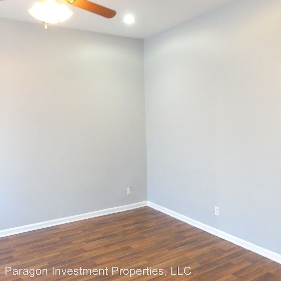 525 W 78th St - Photo 3 of 8