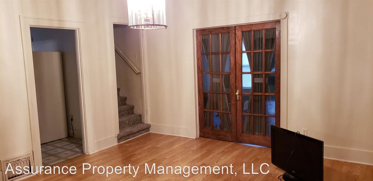 1420 W Franklin St - Photo 3 of 7