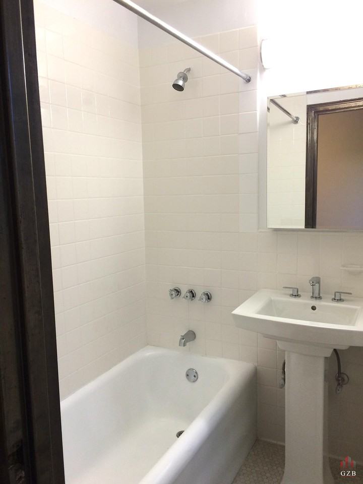 12 E 85th St 1225 - Photo 3 of 13