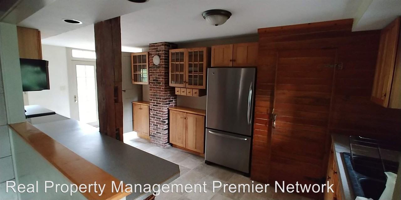 145 Goffstown Back Rd - Photo 3 of 14