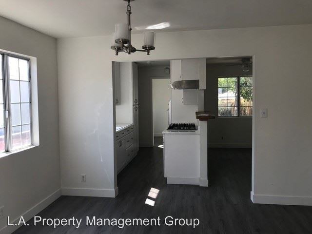 1304 Warren St - Photo 2 of 16