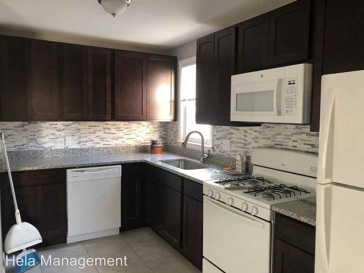 14867 Euclid Ave - Photo 3 of 12