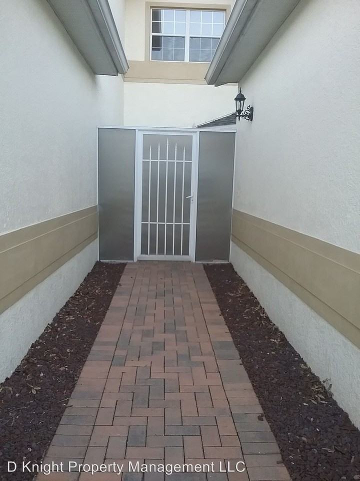 13220 Fountainbleau Dr - Photo 3 of 26