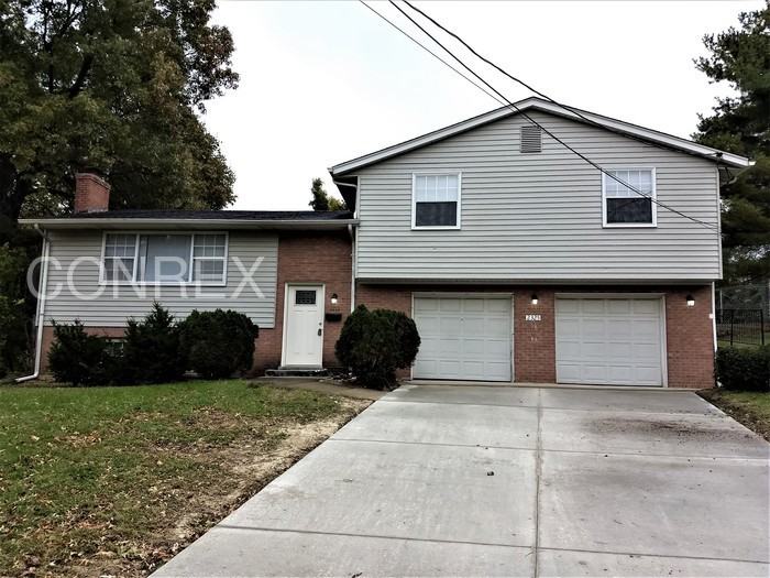 2325 Whitewood Ln - Photo 2 of 36