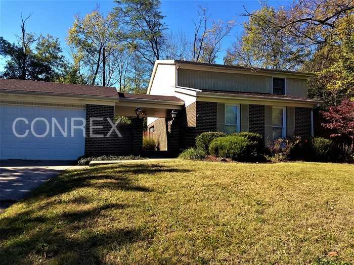 51 W Fairway Dr - Photo 2 of 22